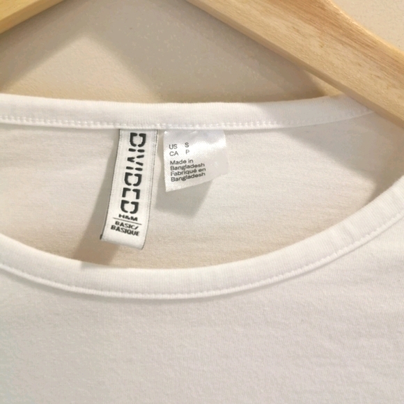 H&M crop white top - Picture 2 of 2